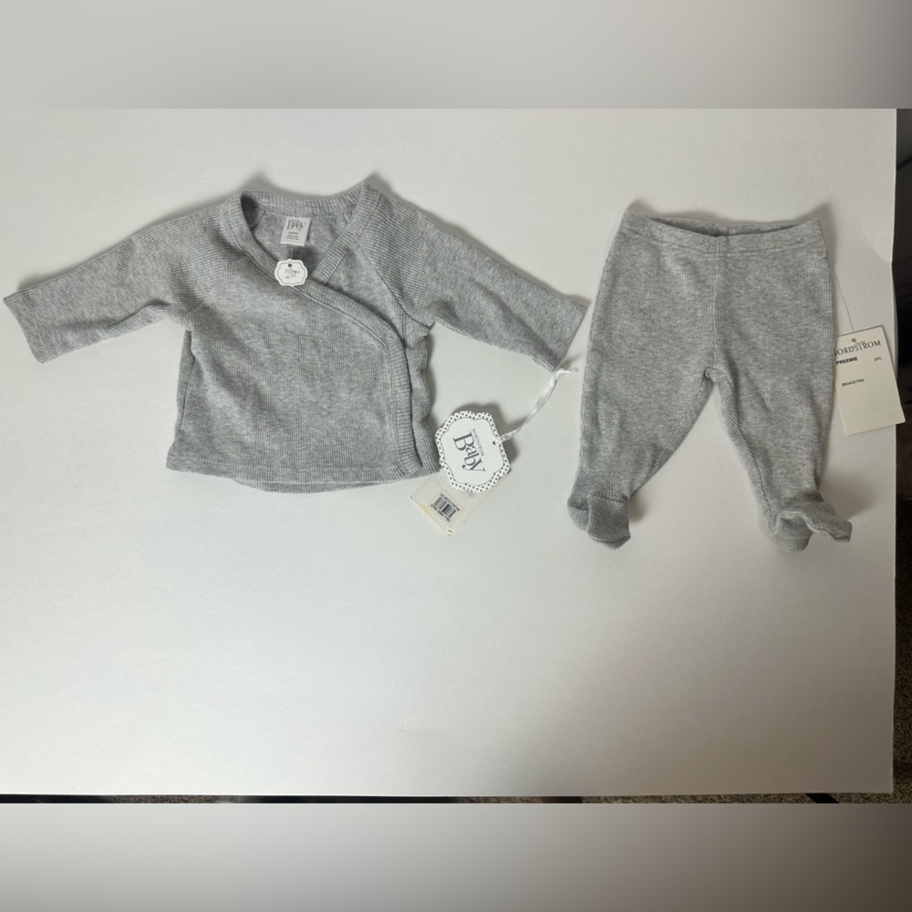 Nordstrom Soft Gray Kids Pajama Set - Picture 8 of 8